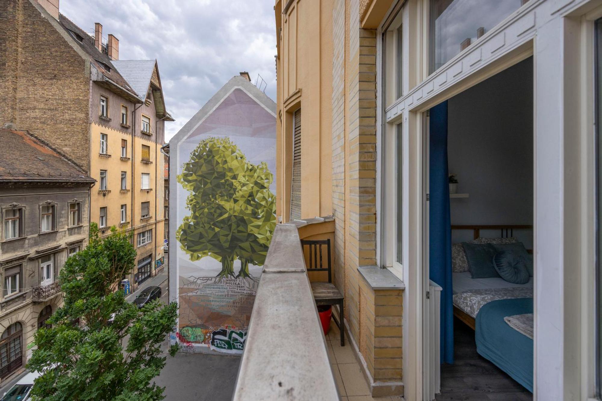 Explore Budapest From A Central Cozy Home & Sweet Retreat 外观 照片